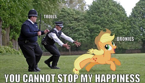 haters-gonna-hate-my-little-pony-friendship-is-magic-30839618-598-344.jpg