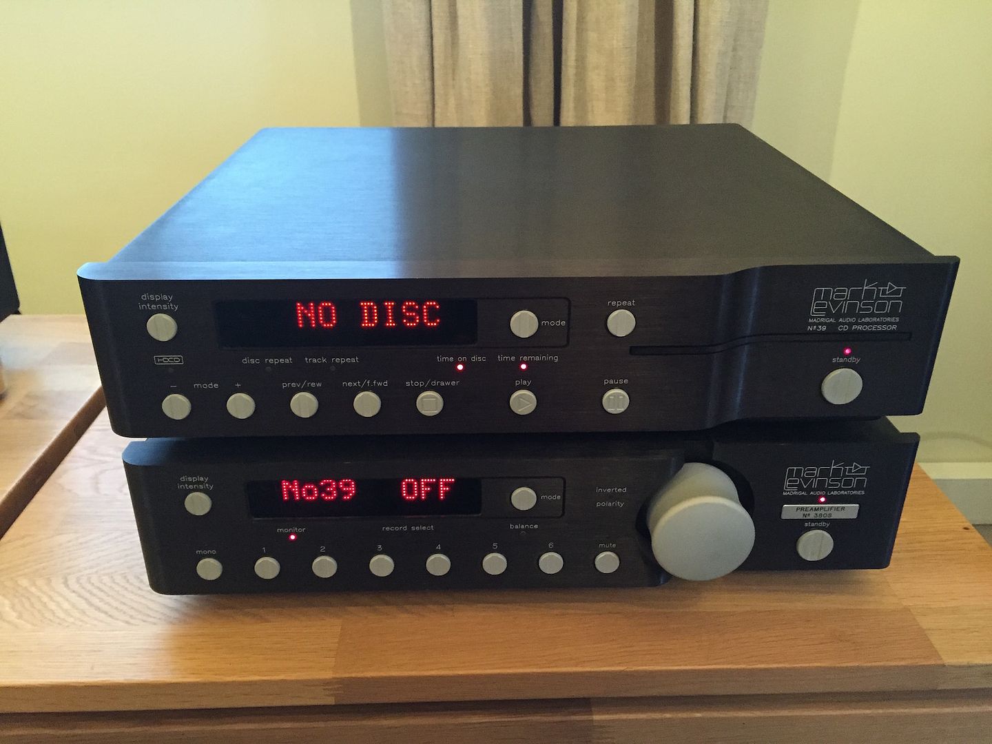 Mark Levinson No. 39 – High End Stereo Equipment We Buy