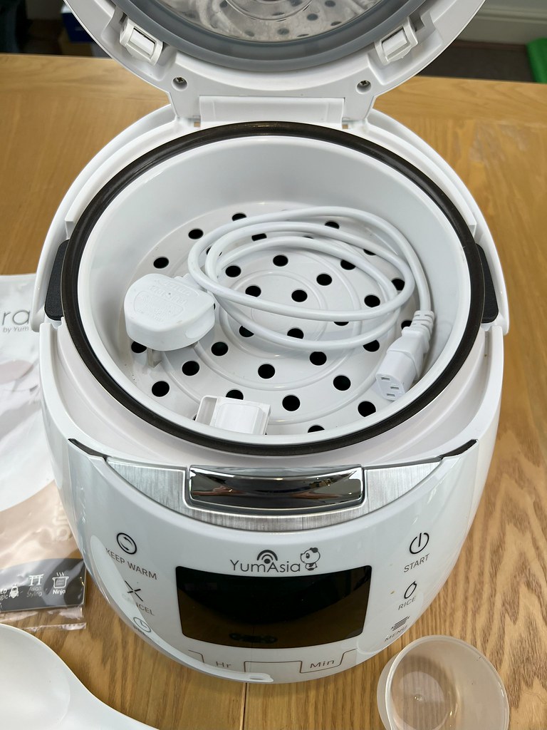FS] - Yum Asia Sakura YUM EN15W Rice cooker