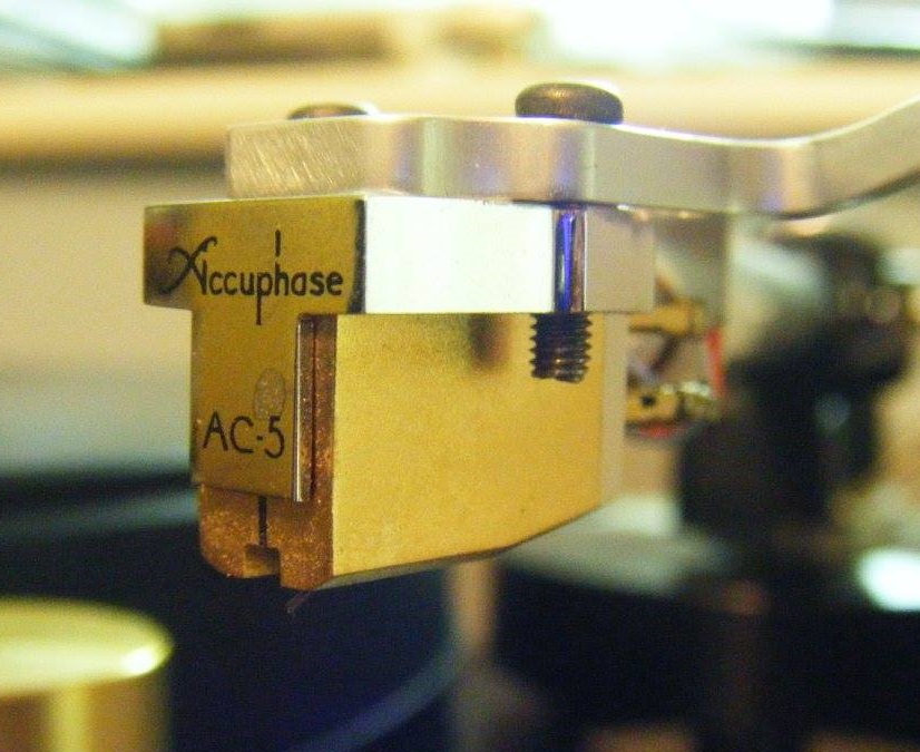accuphase_ac_5.jpg