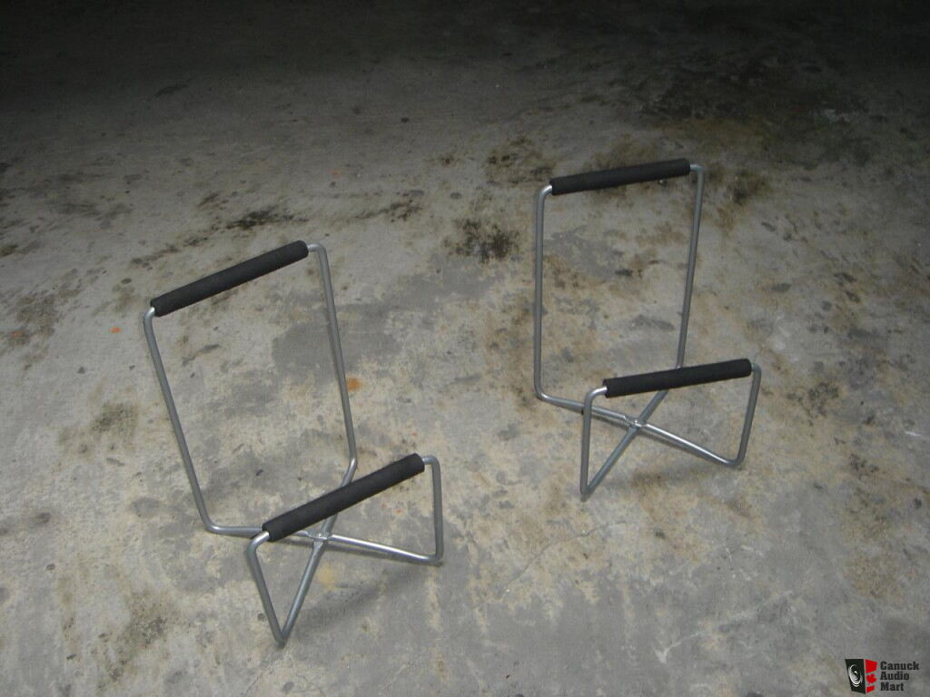 275404-0666430c-ikea_speaker_stands__old_crappy_small_folding_ones.jpg