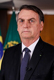 220px-Jair_Bolsonaro_em_24_de_abril_de_2019_%281%29_%28cropped%29.jpg
