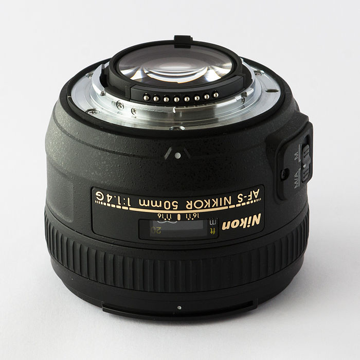 700px-Nikkor_50mm_1.4G_lens_mount.jpg