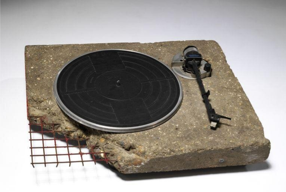 Concrete-Stereo-Deck.png